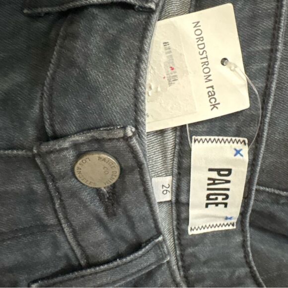 Paige NWT Margot Raw Hem Denim Shorts in Noir size 26 - Picture 5 of 5